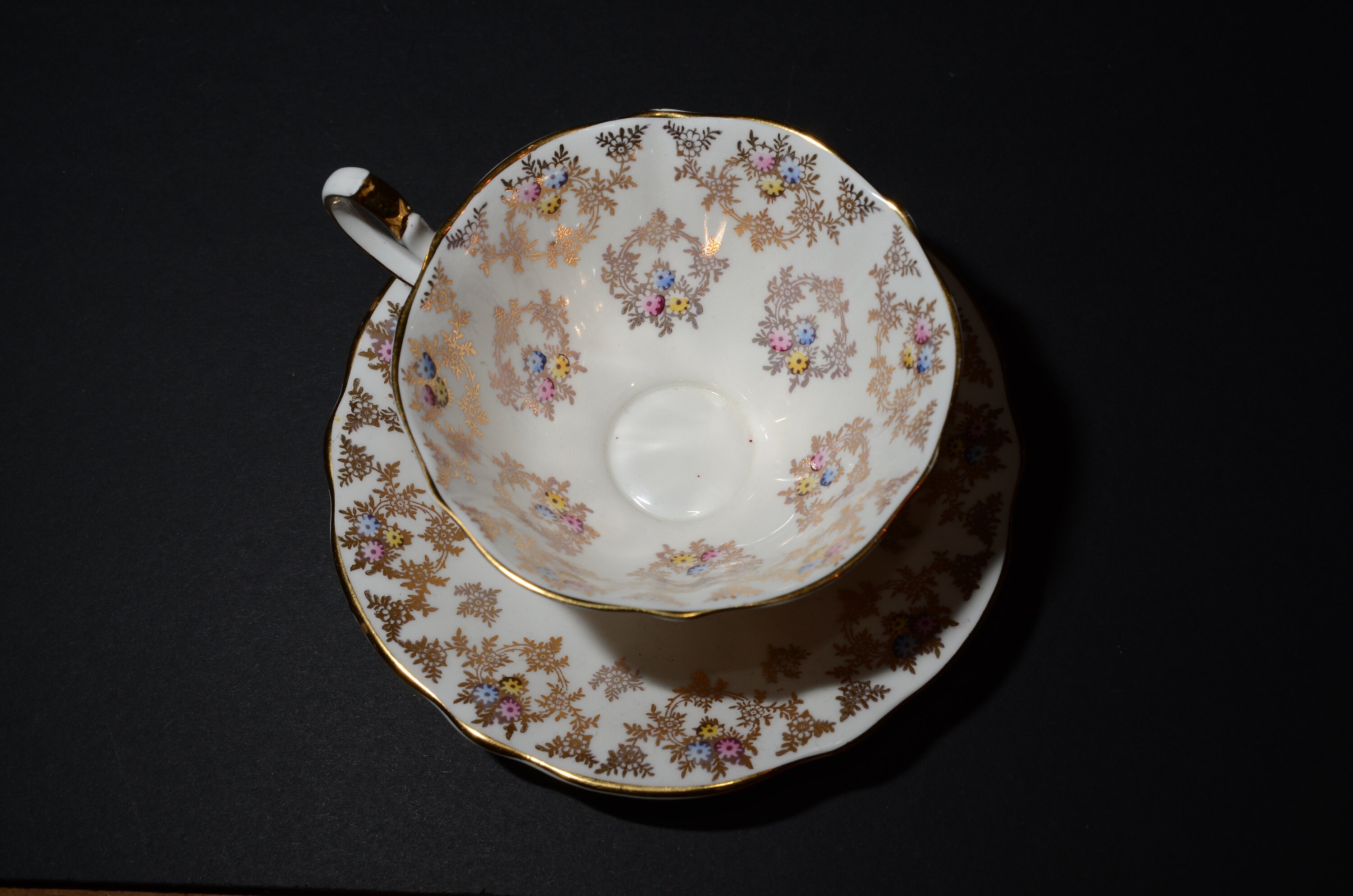 QUEEN ANNE Bone China Gold Chintz Gold and Tiny Floral Tea Cup and