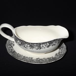 Enoch WEDGWOOD Malverne gravy boat plate platter set black transferware floral Tunstall black en white Vintage Ironstone