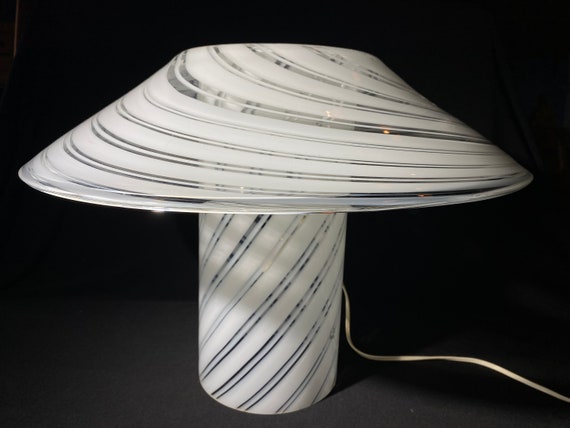 Vintage Murano Vetri Lamp With Label 022 Glass Swirl White