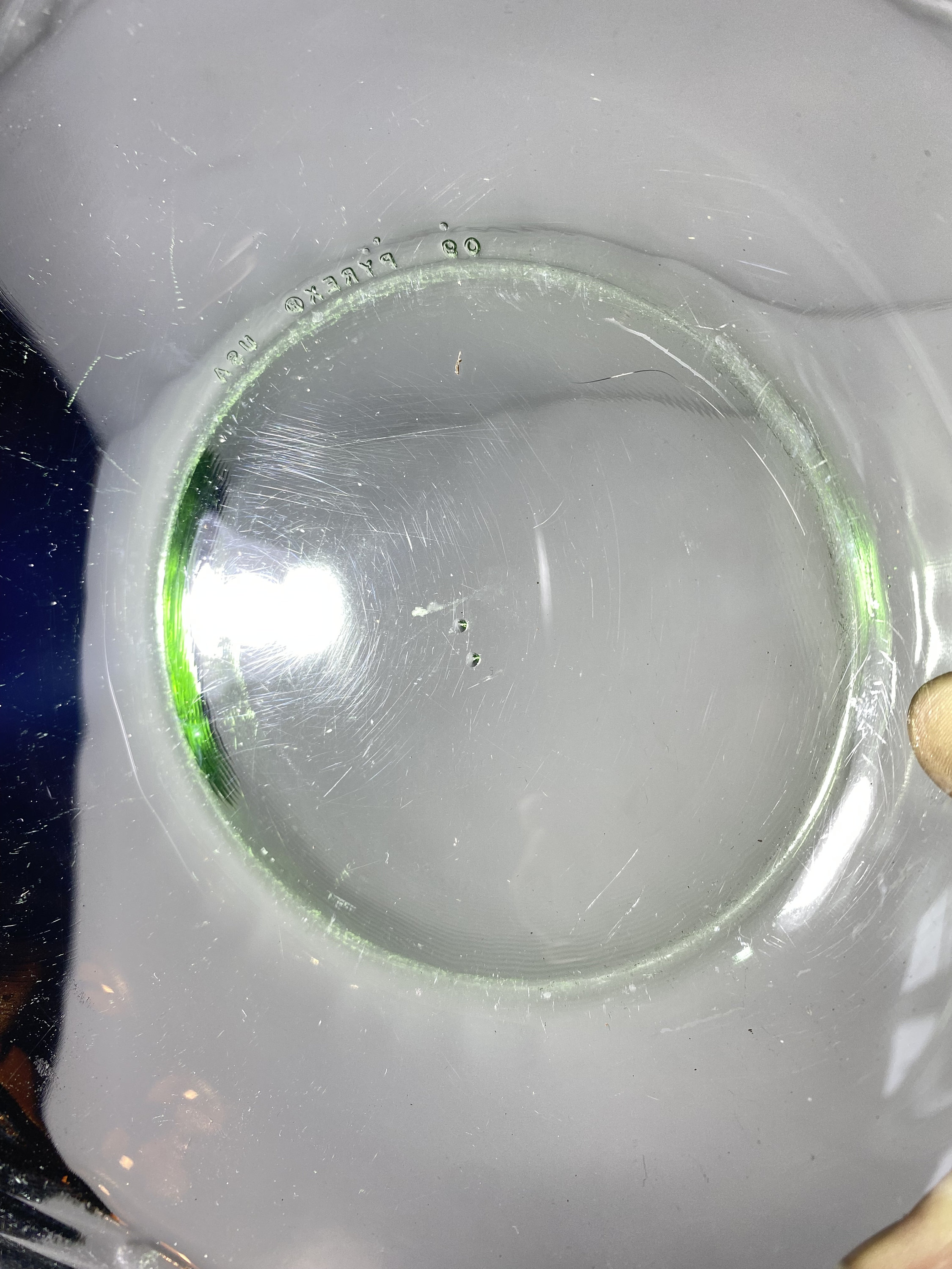 BIGサイズの波型ガラスボウル 緑色縁取り 金属スタンド付き PYREX フェスティバ グリーン ボウル ラージリム ディーププレート