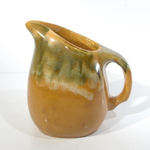 Beauce Peasant Pattern creamer milk jug  5 1/2" tall Canada pottery yellow green Paysan Glazed ceramic small jug CRAZING FLAKES