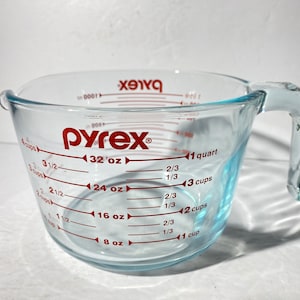 Vintage Pyrex Measuring cups 2 Red Letters clear glass