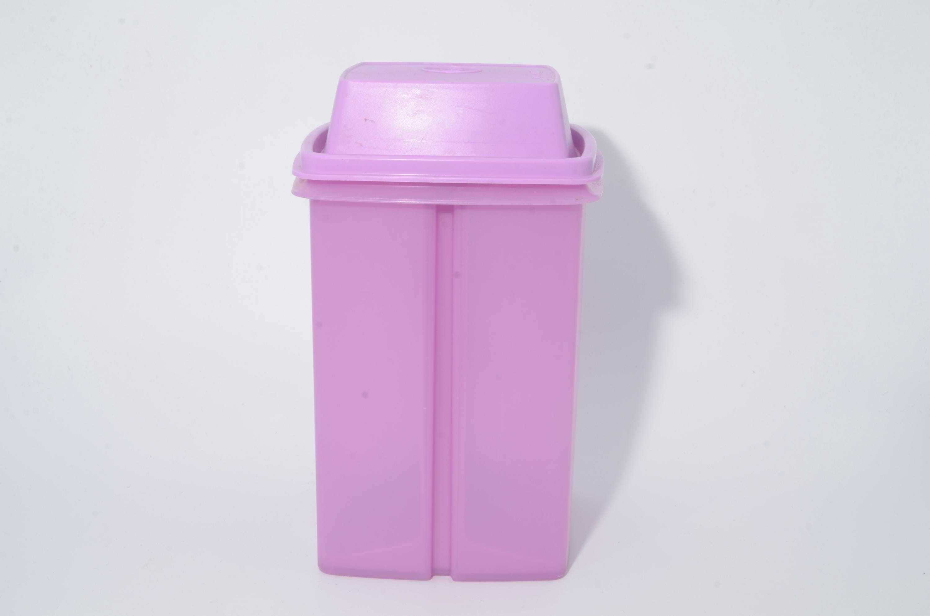 Purple Tupperware Pick a Deli Container 1560 8.75