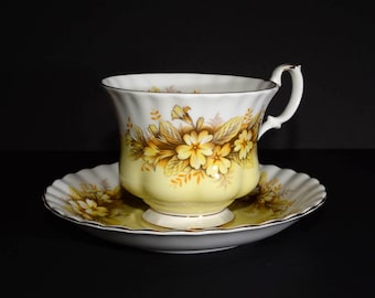 ROYAL ALBERT Melody Series Duet Bone China Teacup and saucer Yellow and Brown floral Gold Rimmed England Vintage Yellow Tea Cup Montrose