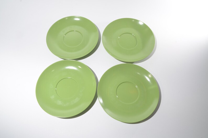 Vintage Set of 4 avocado green MELMAC Maplex Teacup and saucer sets Mid century Hard Plastic Melamine cups mug Canada Quality Dinnerware image 5