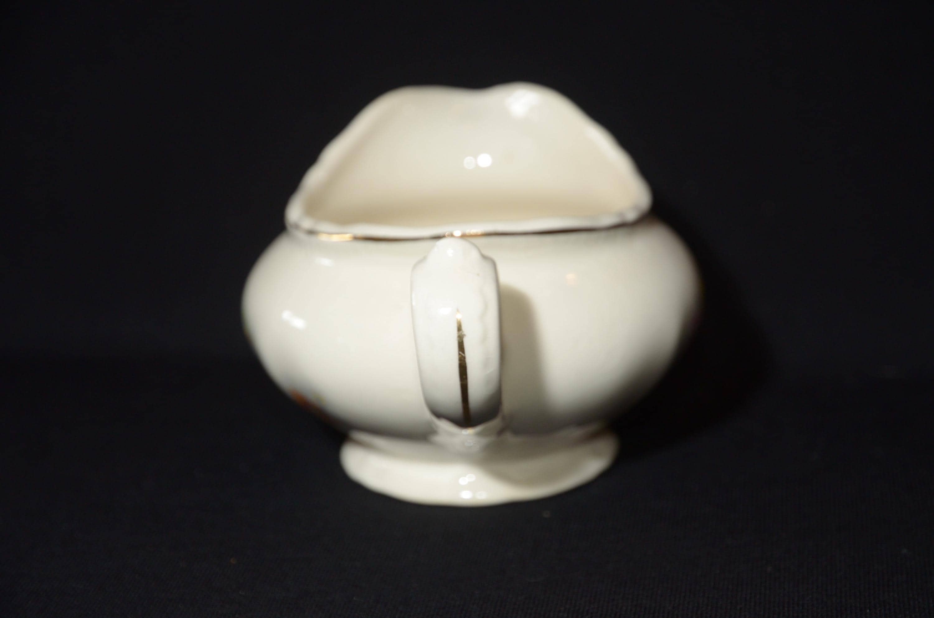 ヴィンテージ ソブリン ポッターズ 陶器 クリーマー ミルク