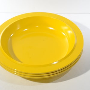 Vintage Melmac MEPAL melamin gul orange Set med 3 djupa tallrikar skålar Mid century Hard Plaste Melamin Holland Koen de Winter D195 Excellent bild 2
