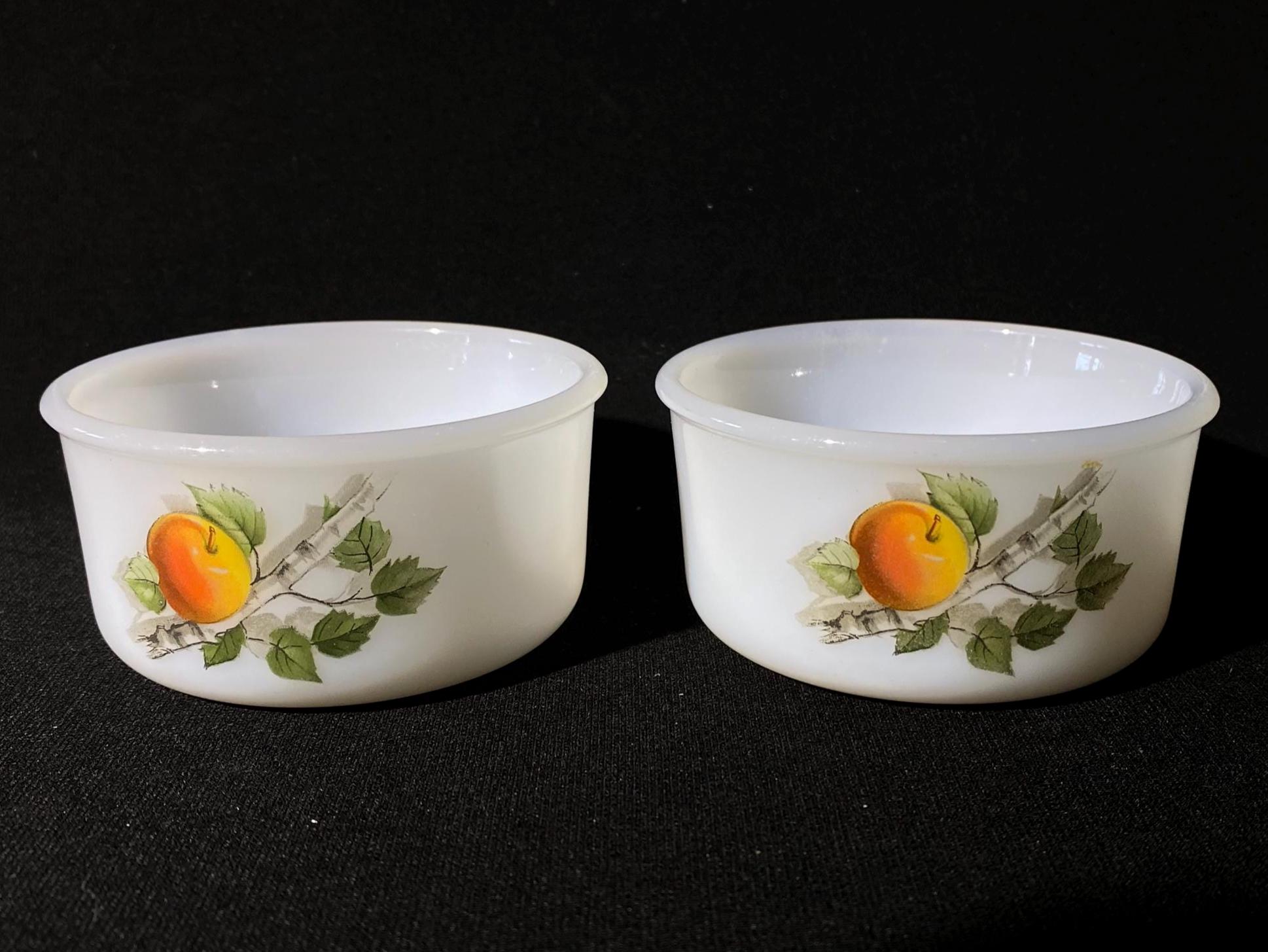 Plat / Saladier Vintage Arcopal Modèle Narcisse – Blanc, Motif Floral – Fabriqué En France – Occasion