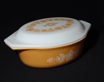 PYREX Butterfly gold Casserole Dish with Opal lid 1 1/2 Qt 1970s vintage Gold Butterfly 043