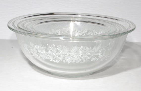PYREX コロニアルミスト ホワイトレース ミキシングボウル 3個 PYREX コロニアルミスト ホワイトレース ミキシングボウル 3個
