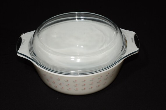 large round casserole dish
