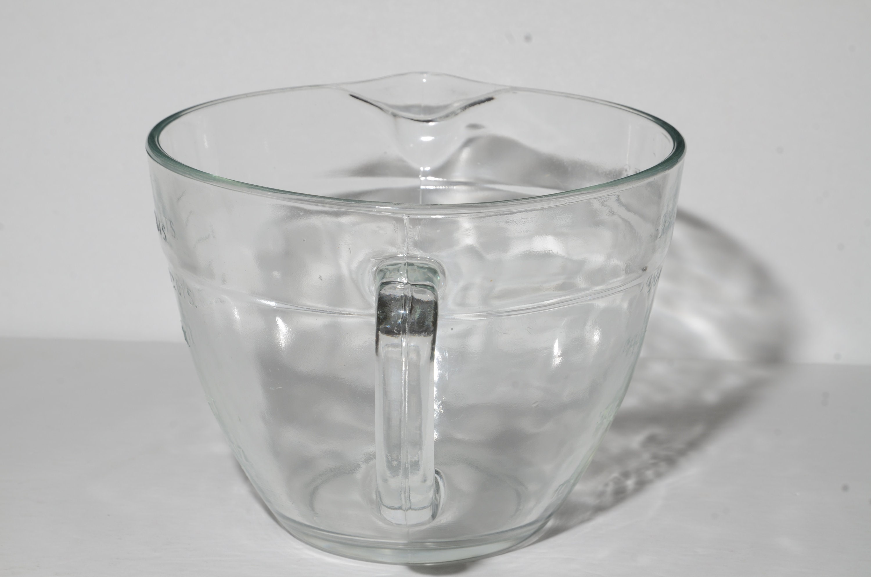 Anchor Hocking 2 Quart Measuring Cup BADLY ETCHED Glass Batter Bowl LOW!  PRICE!