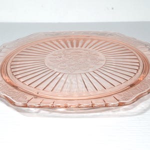 Prato para bolo de vidro com depressão rosa Anchor Hocking MAYFAIR, prato vintage para bolo com depressão rosa, vidro rosa prensado, 10 polegadas