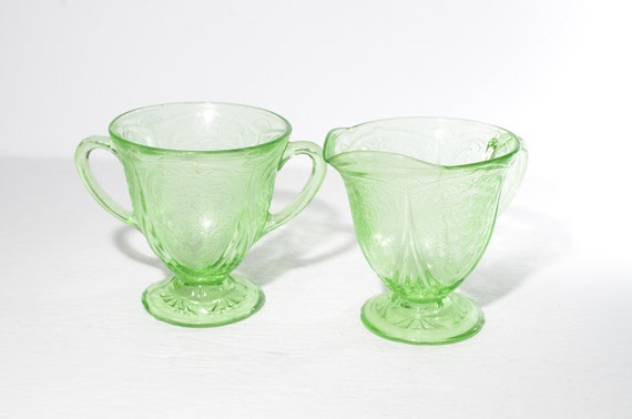 Green Depression Glass Royal Lace Sugar, Pink Depression Glass Dresser Set Taiwan China Conflict