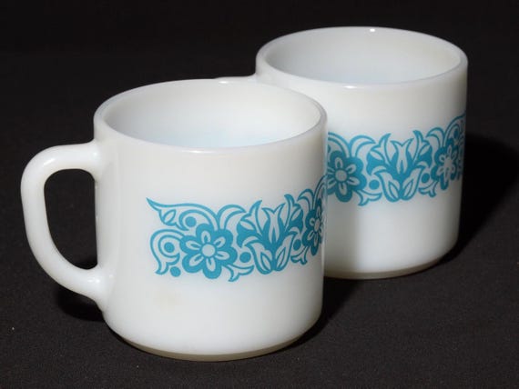 Set of 2 Milk Glass Federal Blue Tulip stackable mugs Coffee mugs vintage rare USA blue design mug cup made in USA