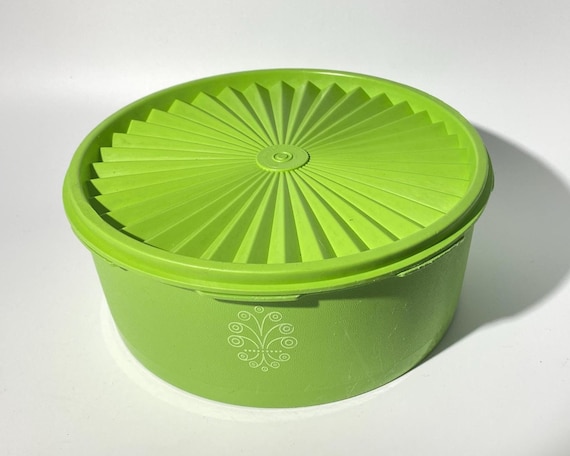 TUPPERWARE Green Lime Apple Green Round Canister 1205 Servalier