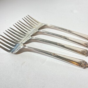 Vintage set of 4 Tudor plate ONEIDA Community Sweet Briar flatware salad fork Set stainless mid century cutlery 1948 appetizer