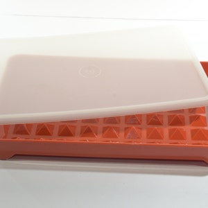 Vintage TUPPERWARE 1292 Meat Keeper Marinade Tenderize Paprika color Orange Plastic container USA white lid