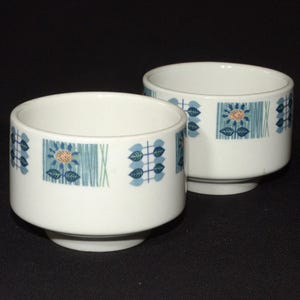 Set of 2 Vintage W. H. Grindley custard bowl dessert bowl berry 3&quot; white granite vitrified restaurant ware England blue floral