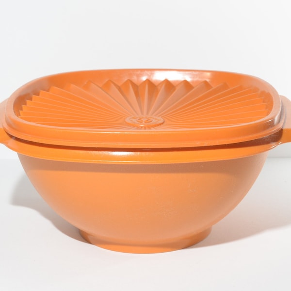 Vintage TUPPERWARE 838 Servalier orange bowl snap on lid Canada handle