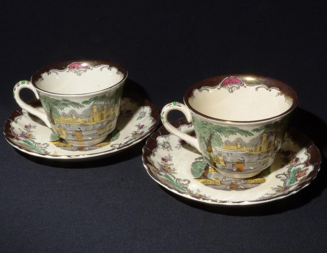 Antique Mason's Leeds Set of 2 Teacup and Saucer 4 Pc England