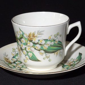 ELIZABETHAN Lily of the Valley Bone China Teacup and saucer set white flower gold rim tea cup by Taylor & Kent flower