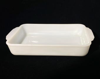 Fire King Milk glass Opal white rectangular Baking casserole dish 1-1/2 QT 1960s baking dish serving dish Vintage 410 Hocking