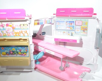 Barbie Transforming Ambulance and Clinic Play Set Mattel Care