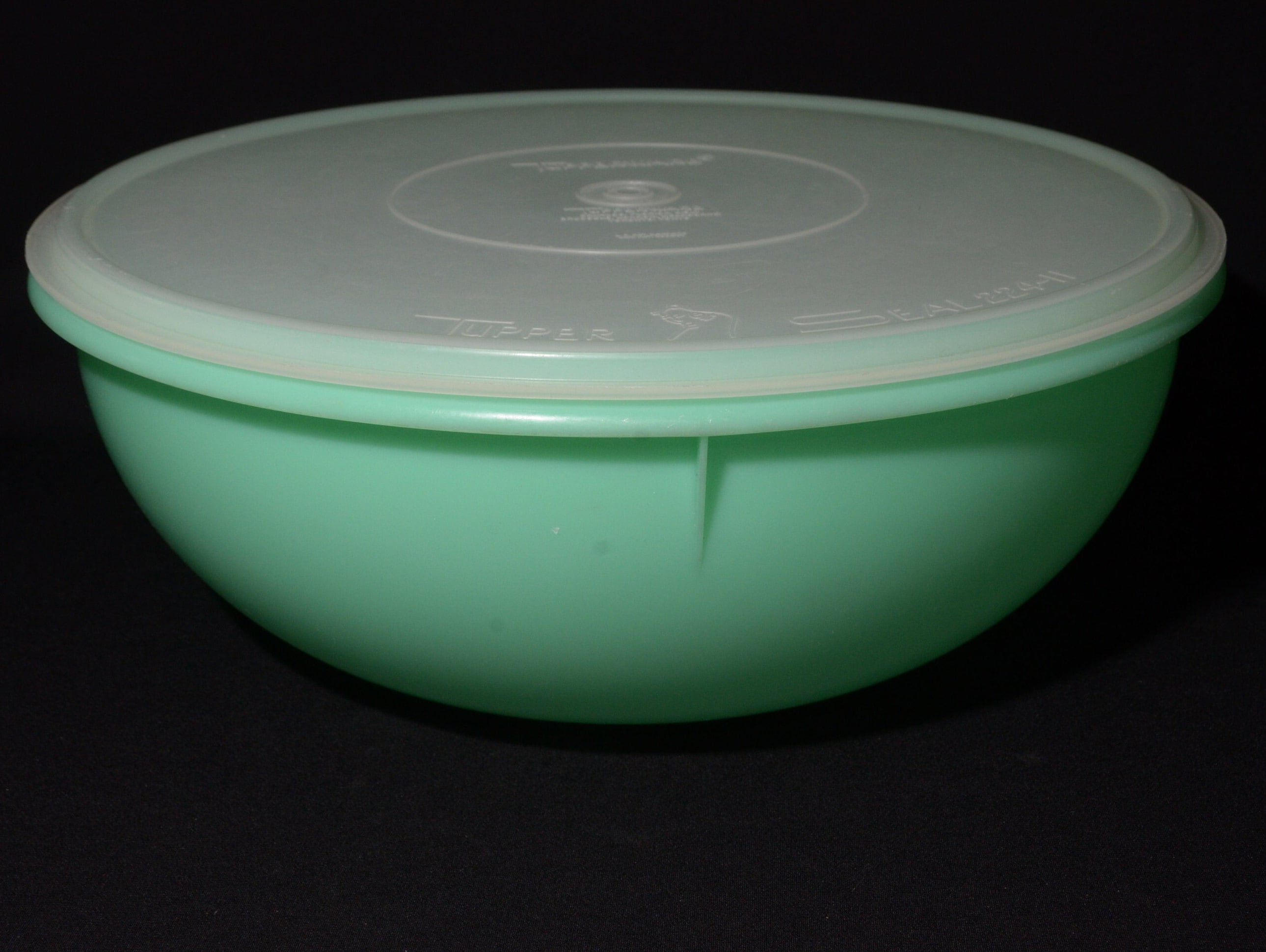 値下げ!タッパーウェア Vintage Tupperware Jadeite Fix N Mix 12” Bowl 274 with Sheer