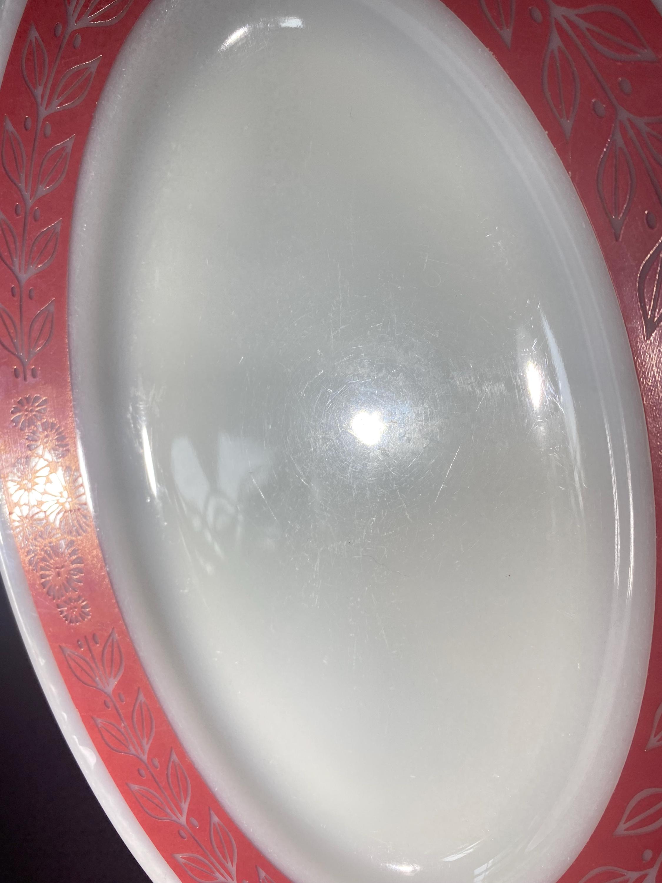 PYREX Set of 4 Red Laurel Leaf Oval Plate Platter 11.5