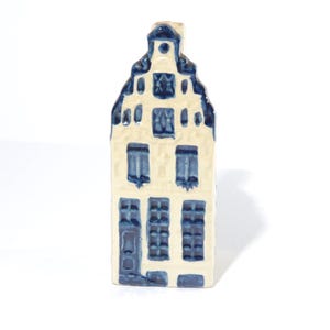 Vintage KLM Delft Blue Miniature House 10 Simon Rynbende & sons Distilleries Holland by Appointment empty bols Crowned Turnip sticker dutch
