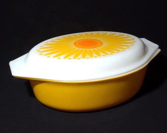 ヴィンテージの希少な「ブラックチューリップ」柄のパイレックス