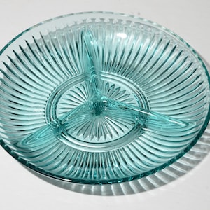 Turquoise Aqua Kig Indonesia Glass Vintage Divided Plate Dish Round 3 Sectioned Dish 8 inches Divided Plate 3-part Relish Tray blue