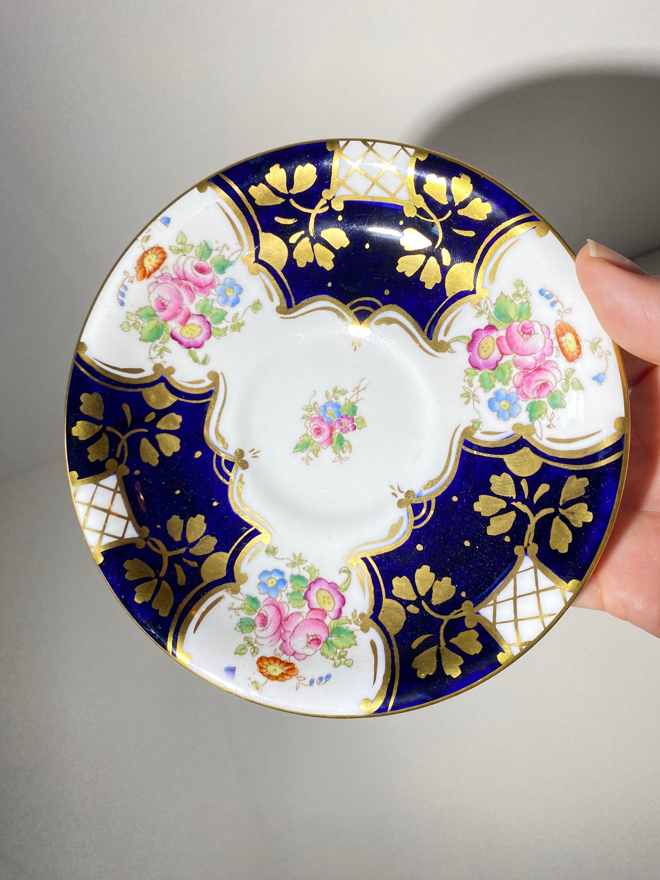 英国製 RADFORDS カップ＆ソーサー 藤文様 ハンドペイント 英国製 RADFORDS カップ＆ソーサー 藤文様 ハンドペイント 【公式通販】