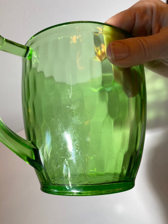Pichet en verre à dépression vert Jeannette Hex Optic Honeycomb 5,5 pouces  pichet à lait vintage pichet à lait en verre vert uranium -  France