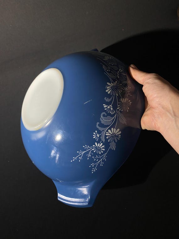 PYREX Colonial Mist Set of 4 Blue Cinderella Nesting Bowls
