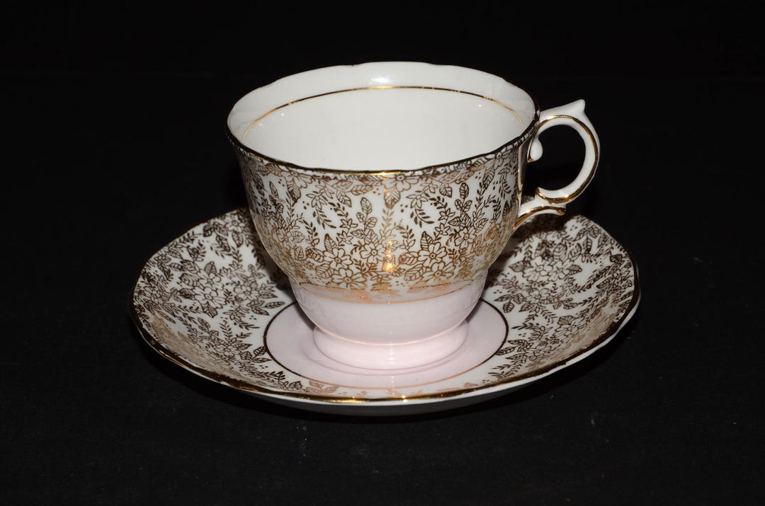 COLCLOUGH Gold Chintz Floral Pink Tea Cup and Saucer Bone China Pattern ...