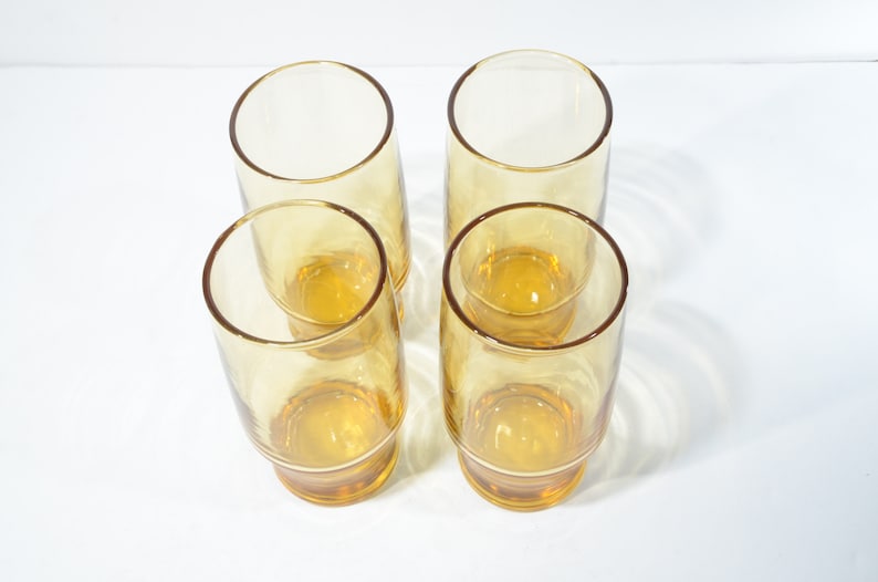 Set of 4 Vintage amber highball glass Drinking glasses set 5 1/2 tall Heavy bottom Tumbler Barware MCM cocktail glasses yellow amber image 2