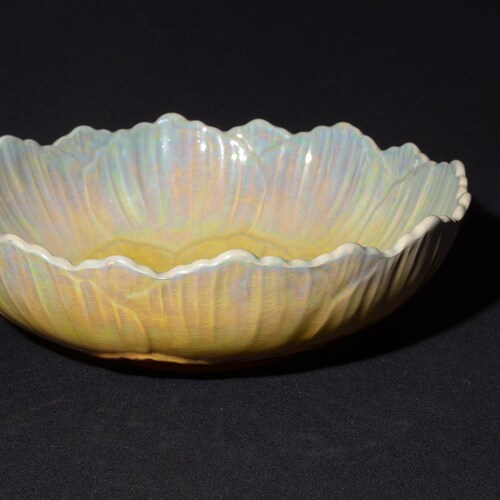 ROYAL WINTON Grimwades Buttercup multicolor lusterware salad serving bowl shaped hotsell flower bowl English Pottery England 419