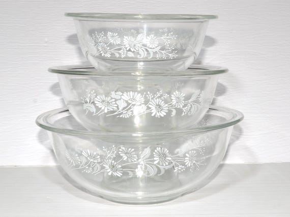PYREX コロニアルミスト ホワイトレース ミキシングボウル 3個 PYREX コロニアルミスト ホワイトレース ミキシングボウル 3個