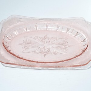 Jeannette Glass ADAM plateau en verre à dépression rose rectangulaire 11 3/4" de long plat de service à dépression rose vintage