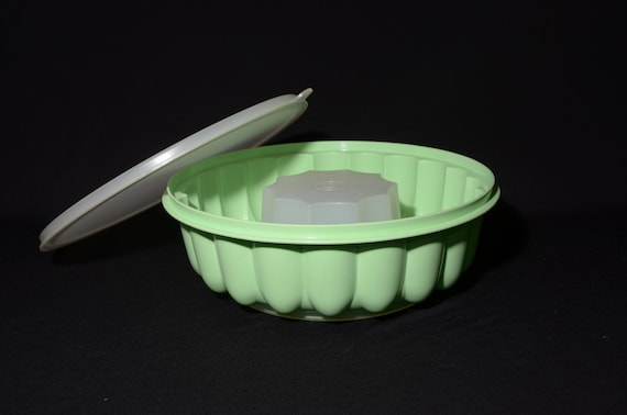 Buy Vintage Mint Green Jello Mold Jel-ring Canada Ring Online India - Etsy