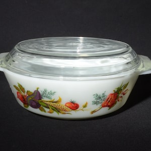 Pyrex ENGLAND JAJ Tuscan Vegetables or Market Garden casserole dish with lid 509 1960s covered 1970