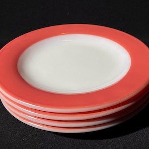 Juego de 4 platos Pyrex con diseño de flamenco rosa de 7 pulgadas, plato de postre, plato auxiliar, borde rosa, vajilla vintage de los años 50, Canadá