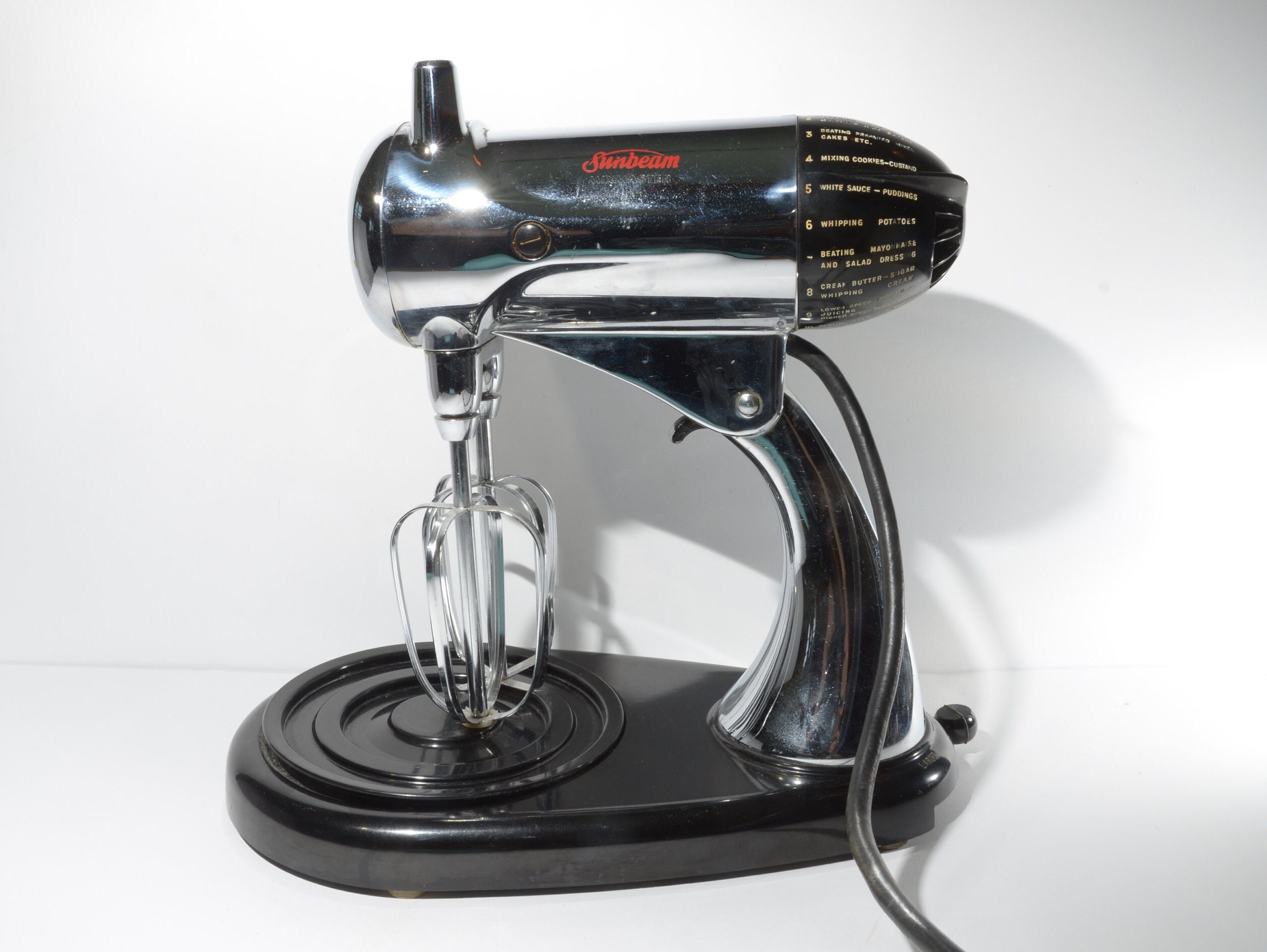 Sunbeam Mixmaster Mixer With 2 Sunbeam Clear Bowl Stand Sunbeam Mixmaster Mixer With 2 Sunbeam Clear Bowl Stand