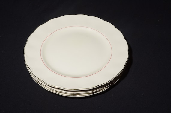 Cream dinner clearance plates