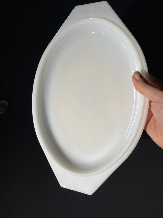 PYREX Daisy Citrus Divided Dish With Opal Lid 1 Qt 1960s Vintage