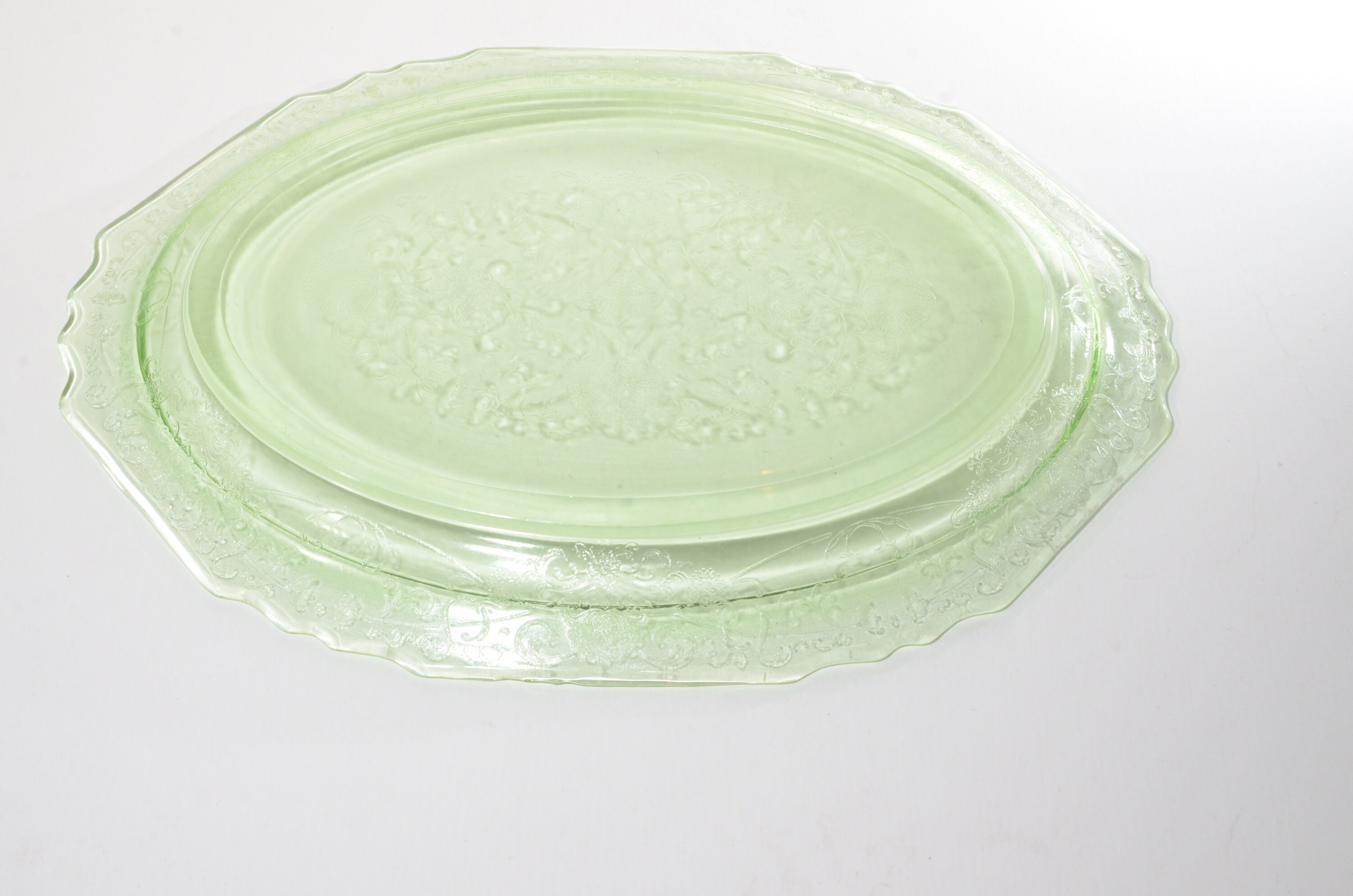 HAZEL ATLAS Green Depression Glass Oval Platter 11 Inches