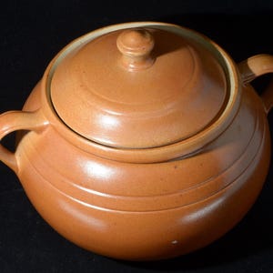 Cerval Glazed Stoneware Bean Crock Ear Handle lid Casserole Cooker pot Quebec pottery made in Canada Stoneware Gres