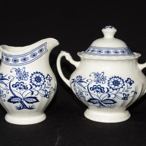 J&G Meakin Classic White Blue Nordic creamer sugar bowl set lid white blue flowers Bone China Vintage Ironstone